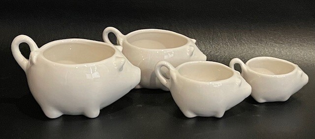 Rae Dunn Pig Measuring Cups