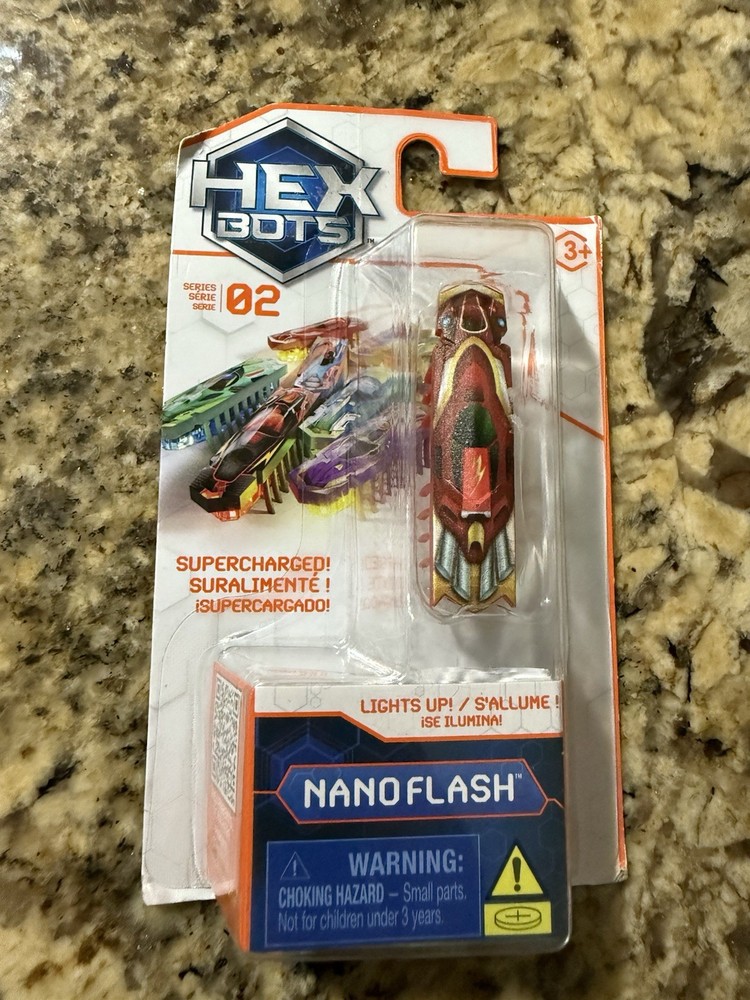 HEX Bots Nano B7 Flash Robot. Red.  New