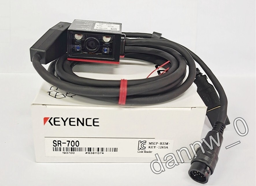 New In Box KEYENCE SR-700 Barcode Reader Scanner Free fast shipping