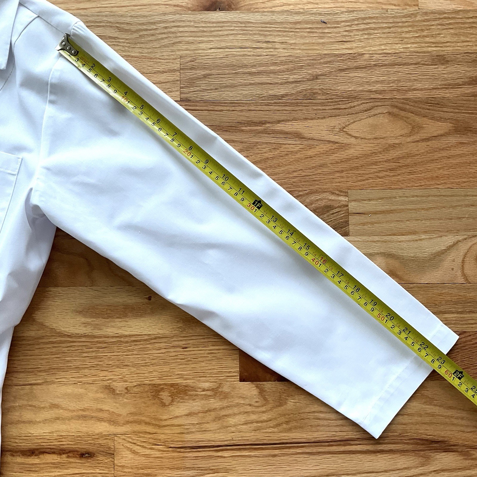 Natural Uniforms Doctor Medical Lab Coat White Long, Collared, Button-Up Size L