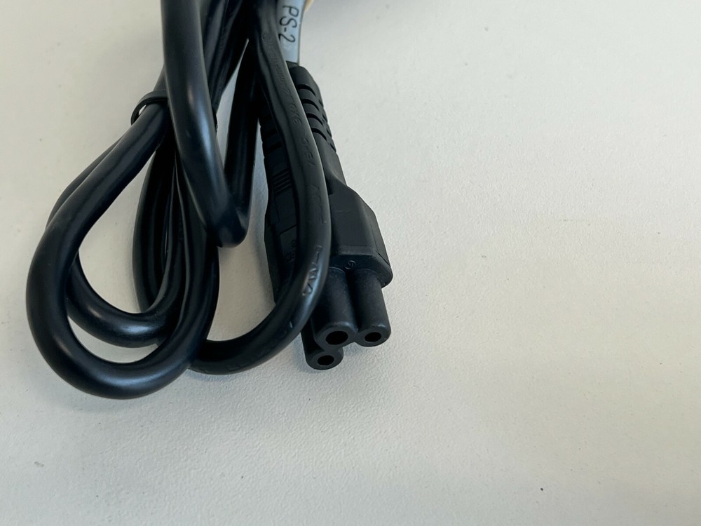 PP21: Unifive UIT318-12 Power Supply Adapter
