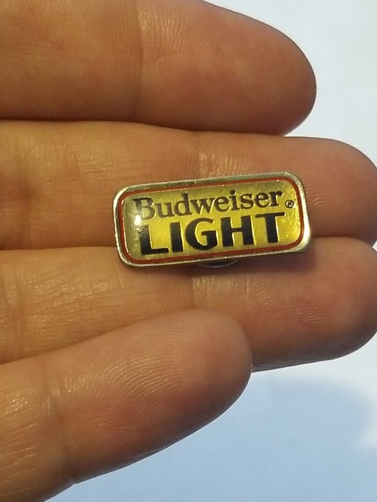 ⭐️ Budweiser Bud Light Beer Hat Lapel Jacket Pin Pinback B2