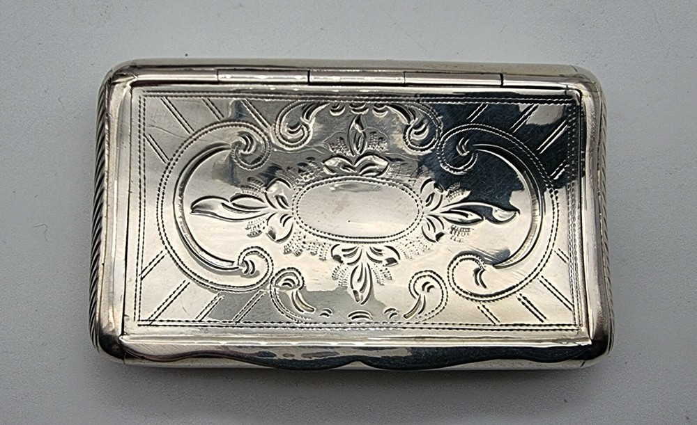 GOOD CONDITION DUTCH / NETHERLANDS ANTIQUE STERLING SILVER SNUFF BOX DATED 1872