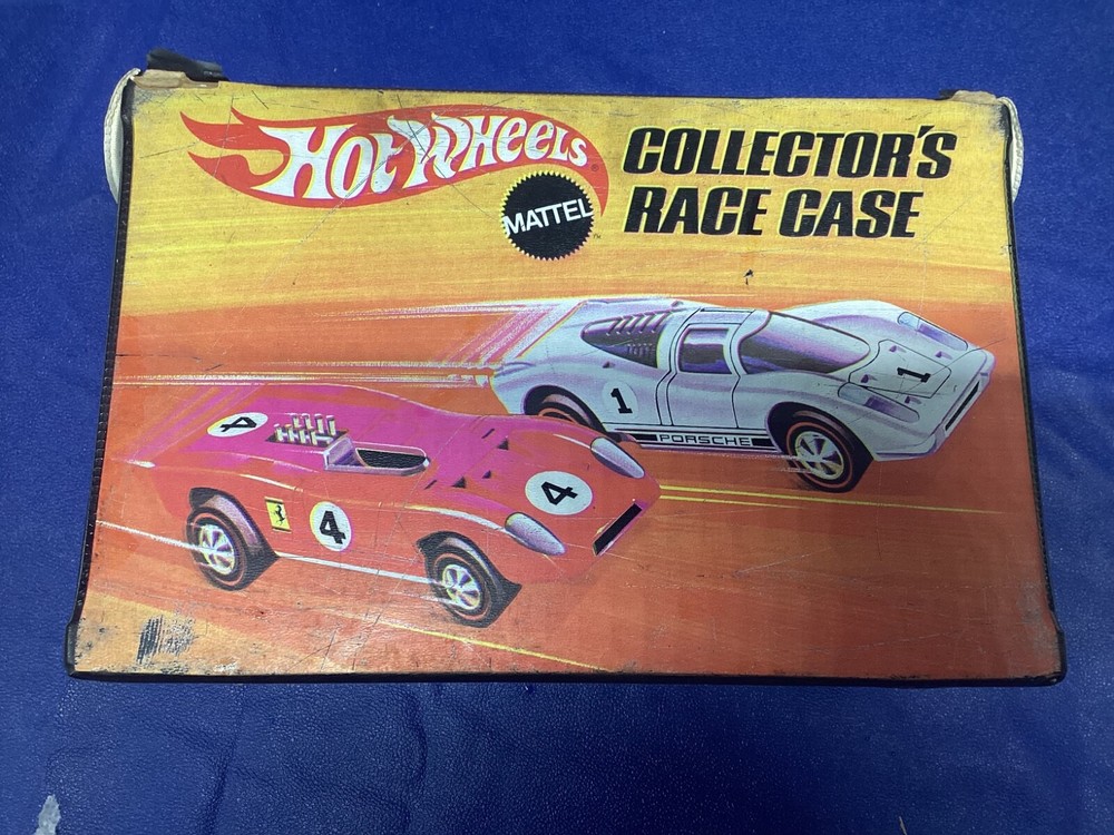 VINTAGE HOT WHEELS 48 CAR CASE