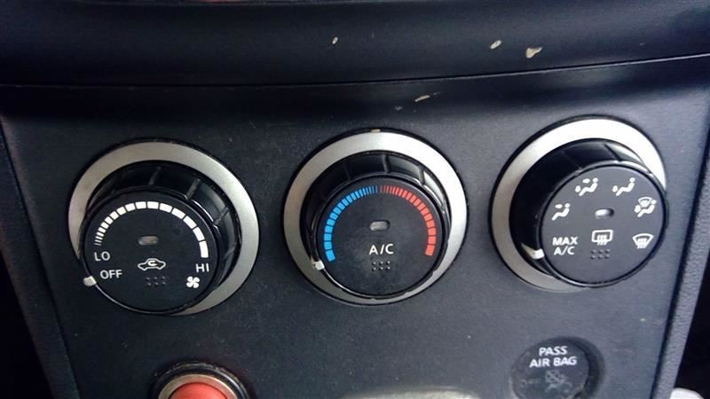 ROGUE 2013 Fuse Box Cabin 6768