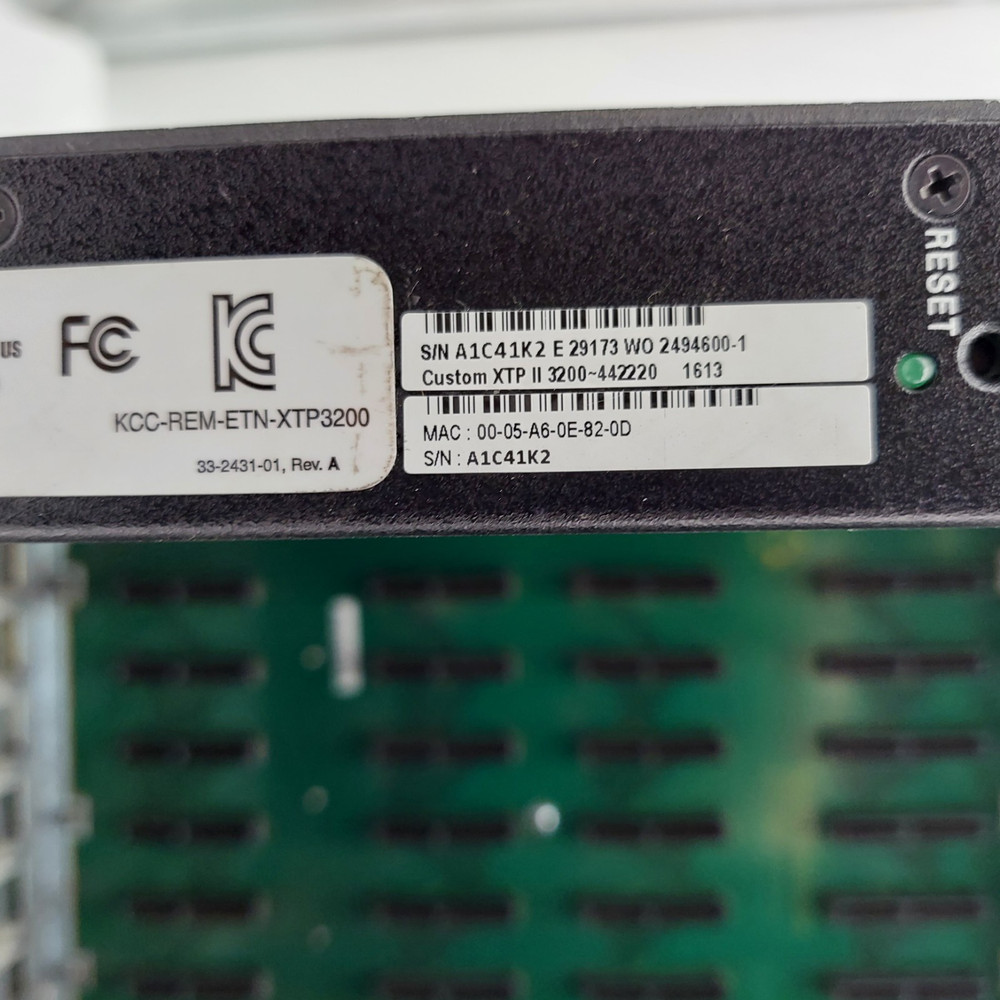 Extron XTP CrossPoint 3200 Digital Matrix Switcher - No cards