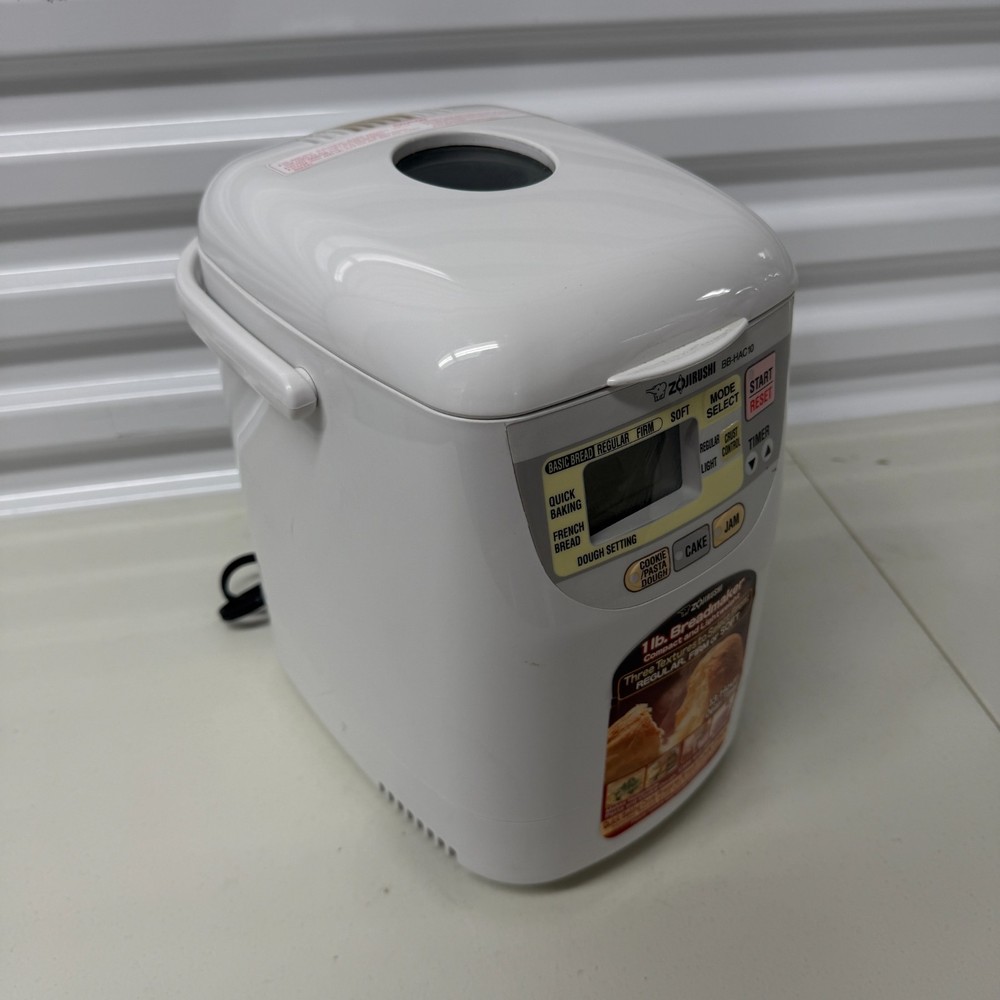 Zojirushi BB-HAC10 Home Bakery 1-Pound-Loaf Programmable Mini Breadmaker