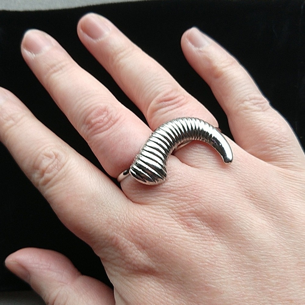 Ring Worm, Adjustable Double Finger Ring; Worm or Ram Horn OSFA both bands