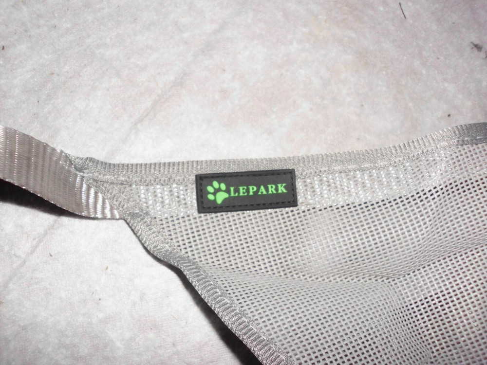 LEPARK Dog Muzzle, SMALL, new