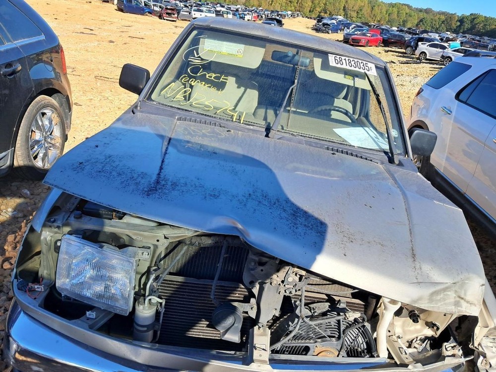 Fuse Box Engine King Cab VIN E 4th Digit VG33E Fits 00-01 FRONTIER 4828430