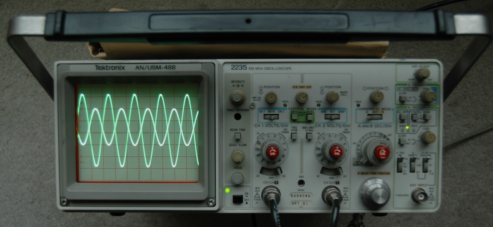 Tektronix 2235 AN/USM488 100MHz Two Channel Oscilloscope, Two Probes, Power Cord