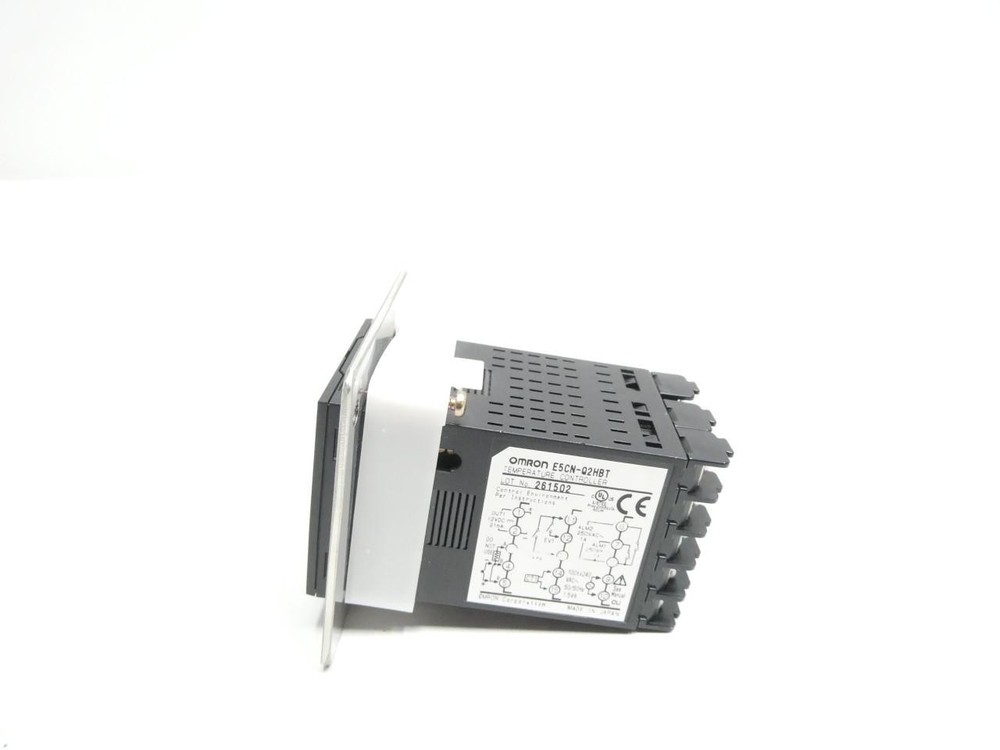 Omron ESCN-Q2HBT Temperature Controller 100-240v-ac