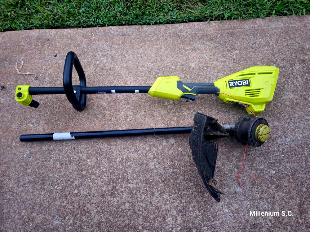 Ryobi RY40ST01K 40V 15" Expand-It Attachment Capable String Trimmer (TOOL ONLY)