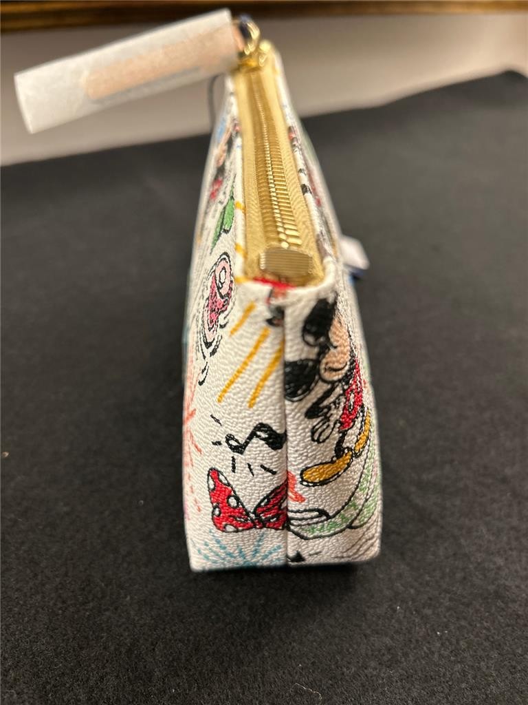 NEW NWT DISNEY PARKS Dooney & Bourke Sketch Cosmetic Case, Mickey Minnie Castle