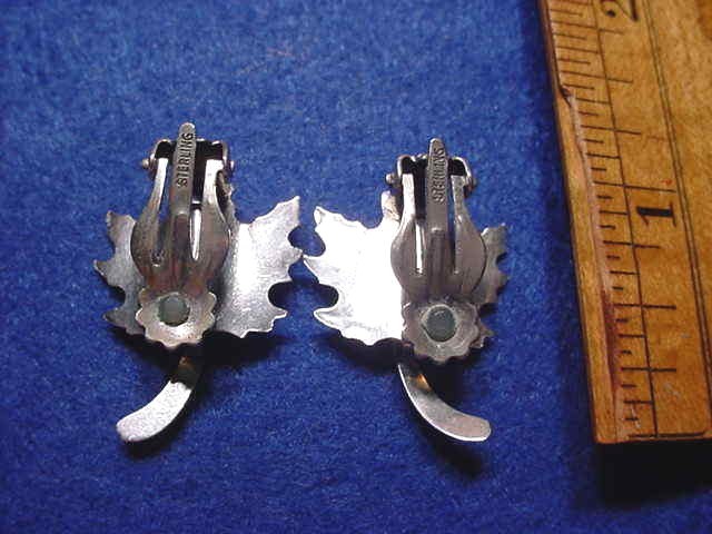 .925 STERLING SILVER MAPLE LEAF EARRING SET!!!! #1017