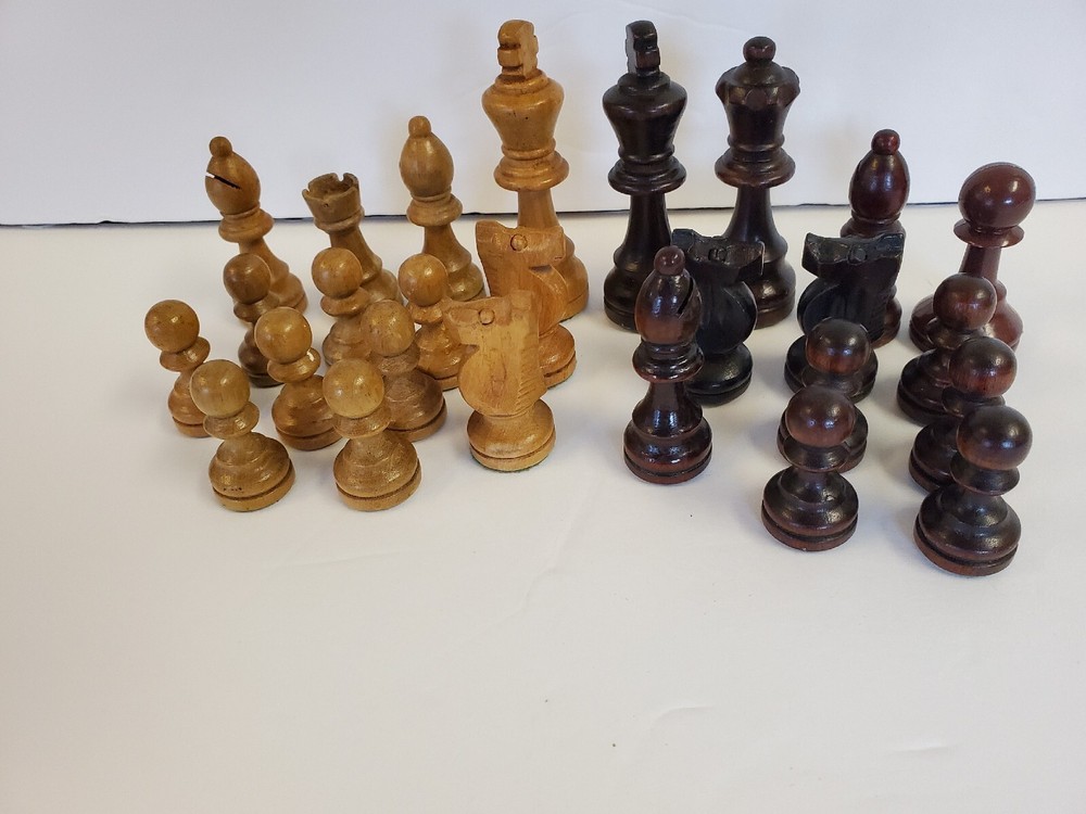26 Chess Pieces Replacements Pieces With Out Box