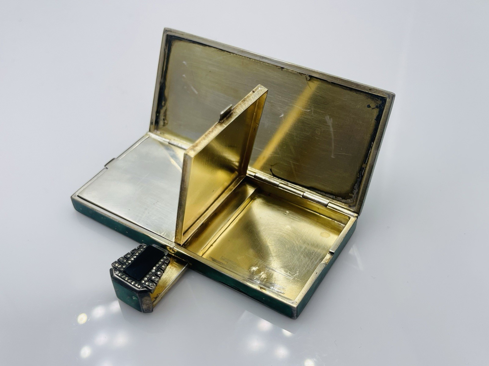 Antique Sterling Silver Green Enamel Rectangular Double Compartment Compact