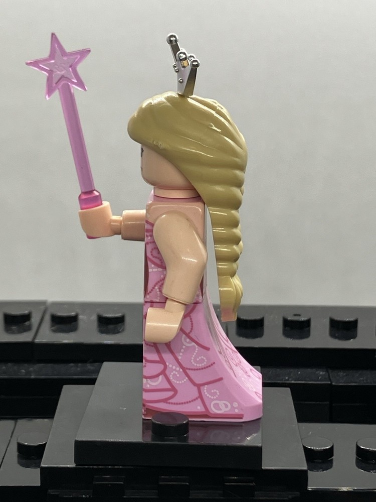 Glinda and Elphaba Custom Mini Figure Set