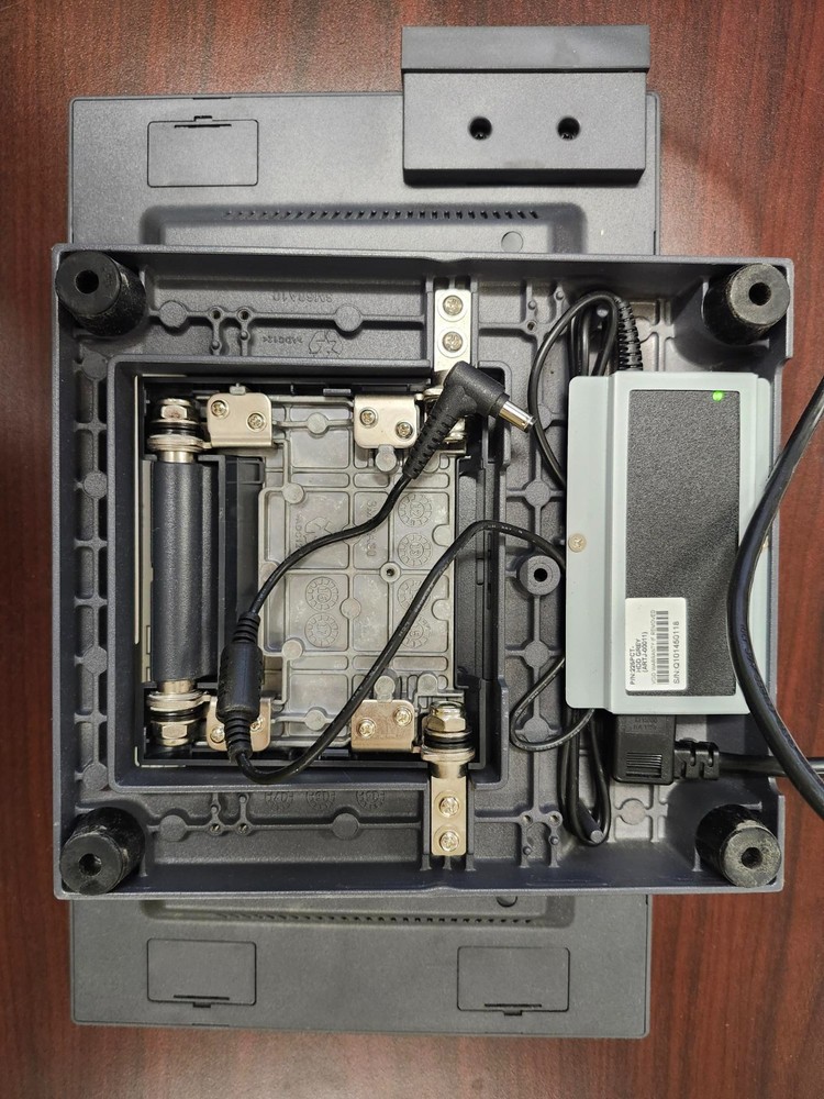 Pinnacle J2 225 Integrated Touchscreen POS Terminal – 14″ Display