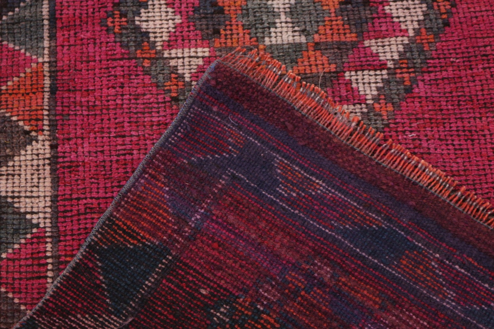 Vintage Turkish Rug 2,5x11,6 ft (75x355 cm), Herki Red Wool Rug