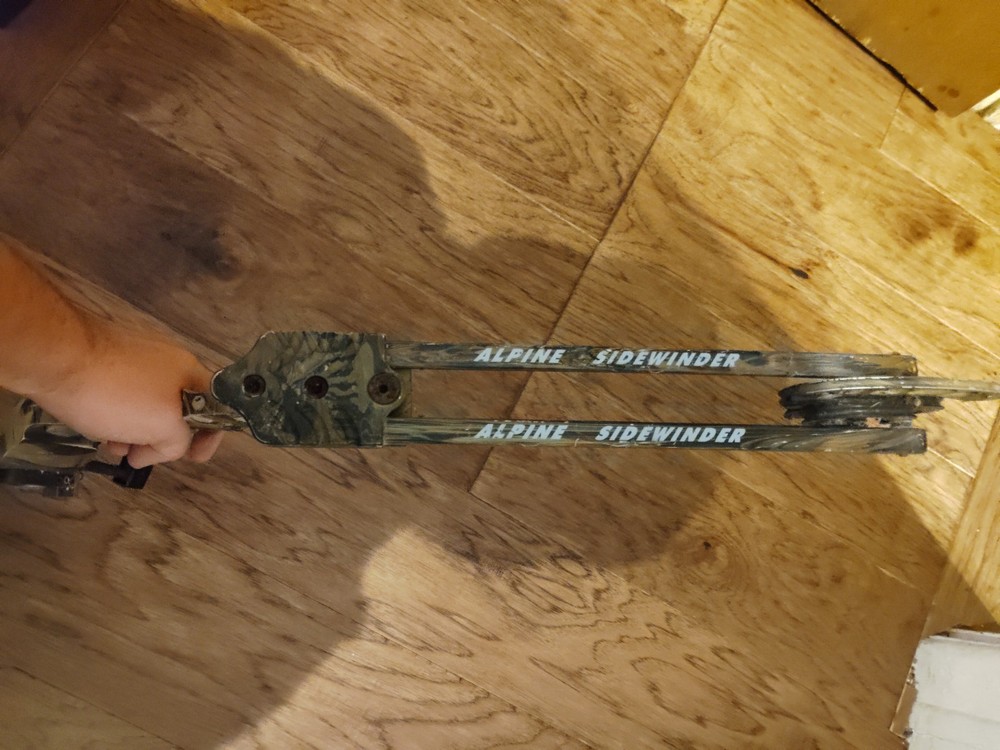 2 Compound Bows both Needs New String $100