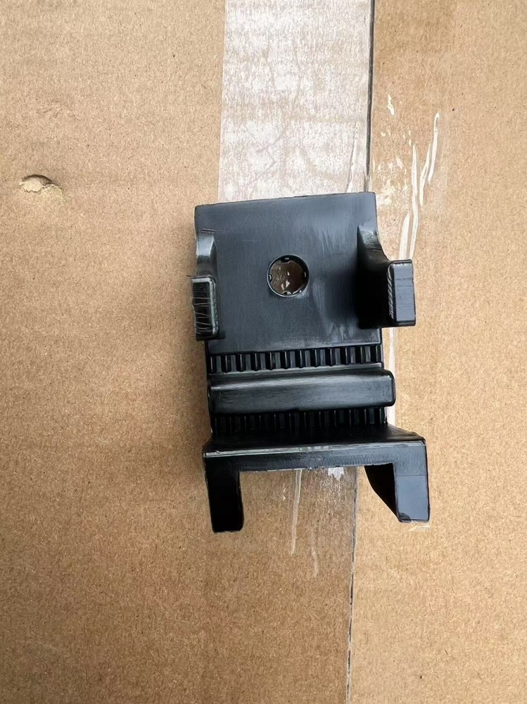 Fairing Hinge For Freightliner Cascadia 2018-2024