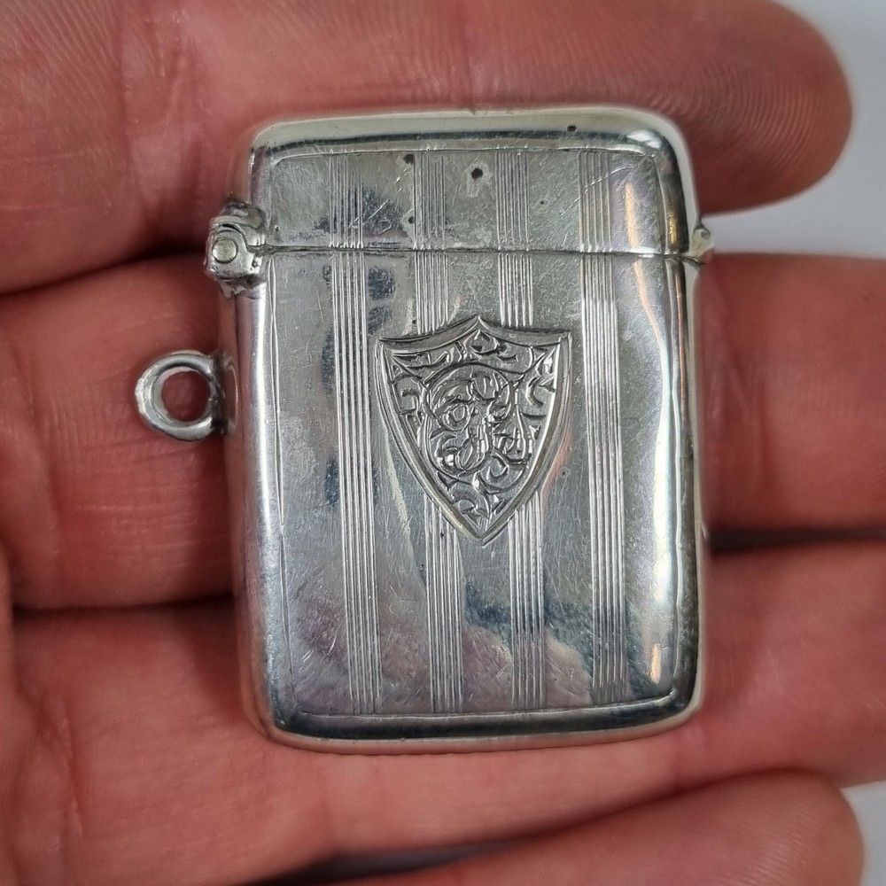 Antique Solid Silver Vesta Case 3.8cm High Birmingham 1911 Robert Pringle