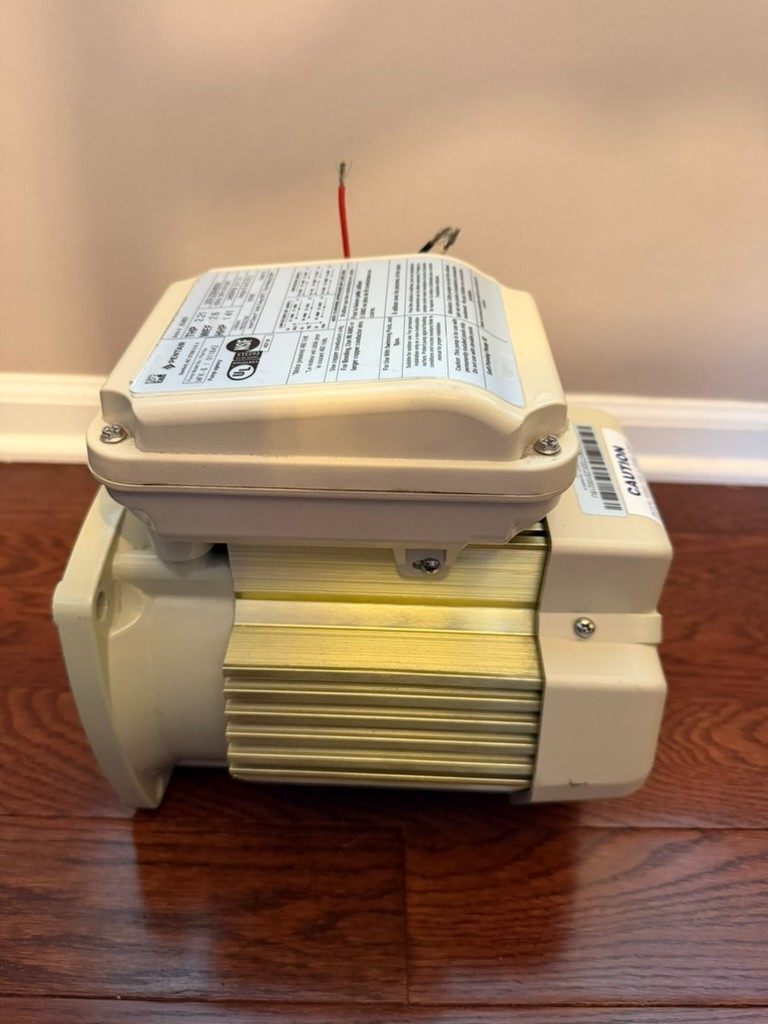 Pentair 354807 1.5 HP Pump Motor Square Flange 3-Phase 208-230/460 Volts 60 Hz*