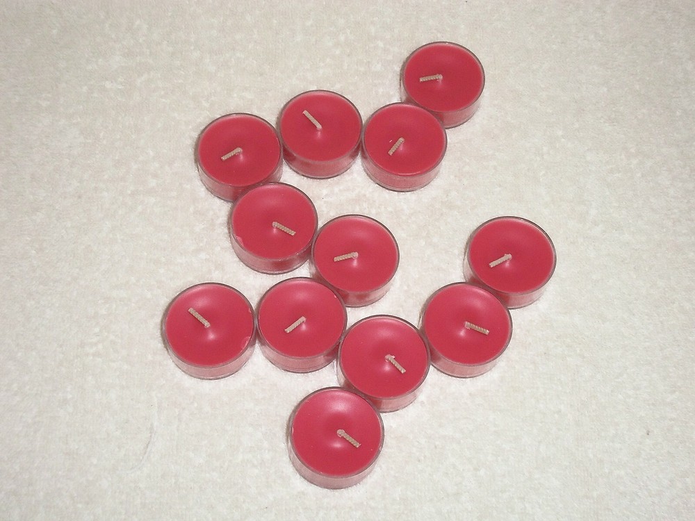 Partylite Raspberry Rhubarb Tealights -- NIB
