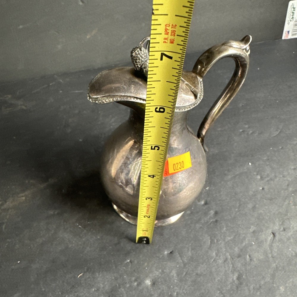 Rare Fine Quality Silverplate Maple Syrup #R28