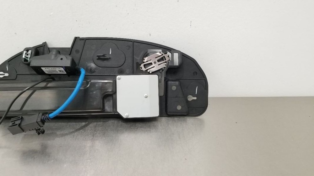 17 CHEVY CORVETTE C7 FRONT VIEW WINDSHIELD MOUNTED CAMERA 23333585