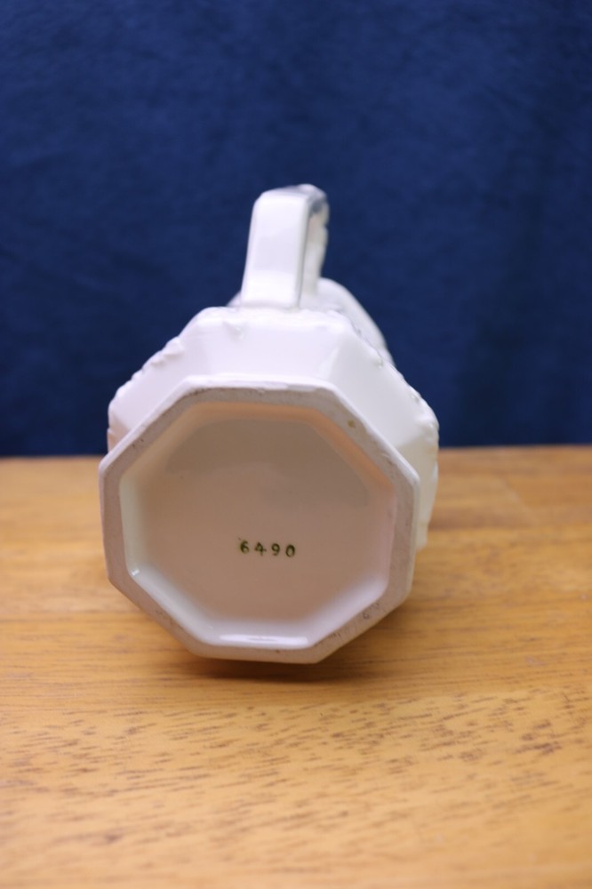 Lefton White Embossed Pitcher Grape Lattice Pattern #6490 5 3/8 "