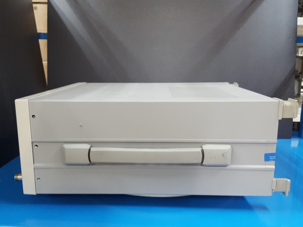 ANDO VG3000E: Synthesized Vector Signal Generator 3.2GHz