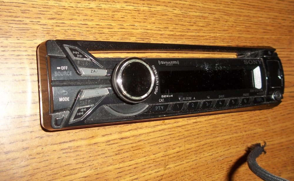 Sony CDX-GT570UP Replacement Faceplate OEM