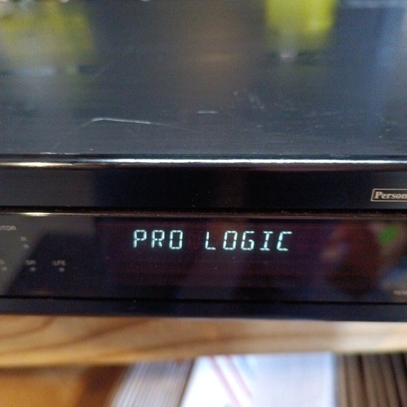 Denon AVD-2000 Digital Surround Sound Decoder Processor Dolby Pro Logic ASLC