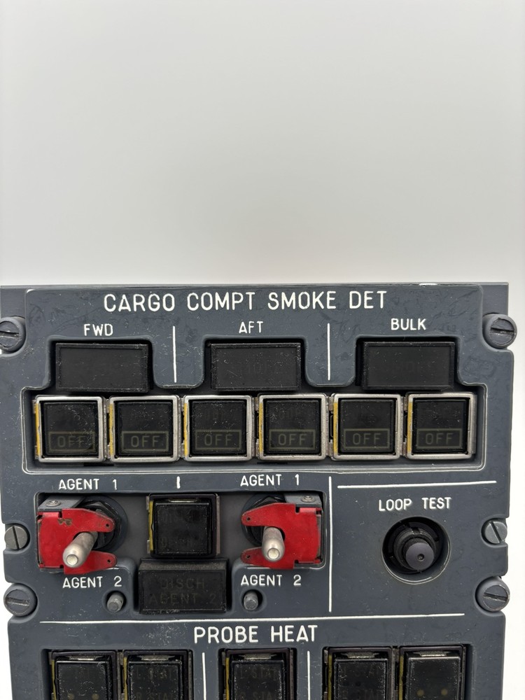 Airbus A310 Aircraft Cargo Smoke Detector Control Panel 433VU