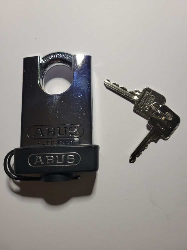ABUS 83CS/55 - Hardened Padlock Patented - Protected Shackle - 2 keys