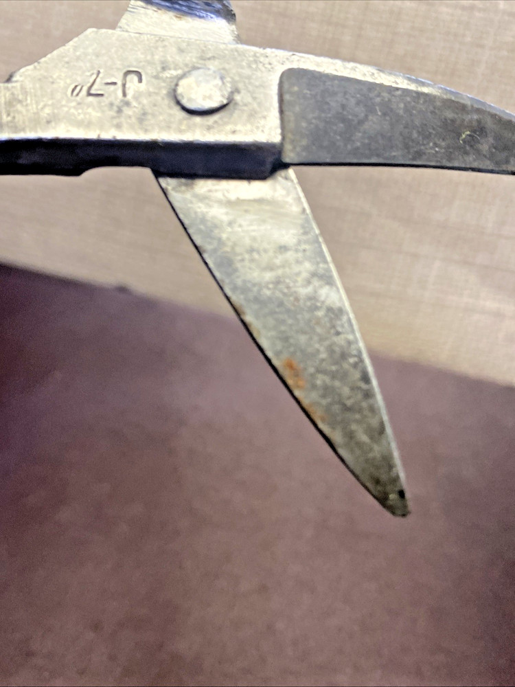 VINTAGE J WISS & SONS J - 7 SCISSORS