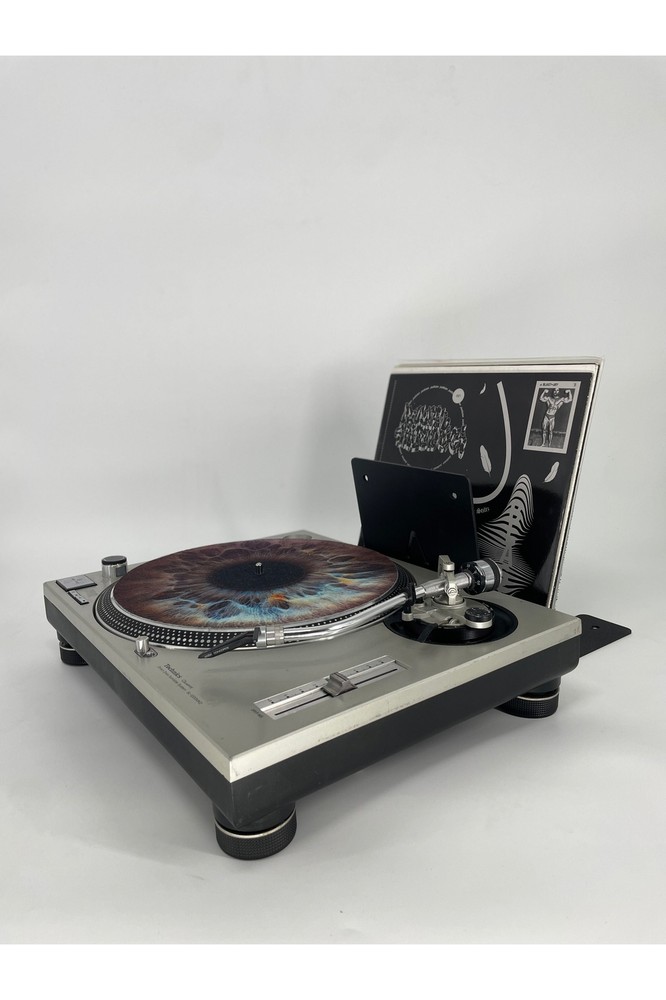 Lambda Vinyl Record Stand