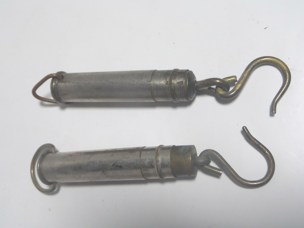 2 small brass spring pull scales (B9-22)