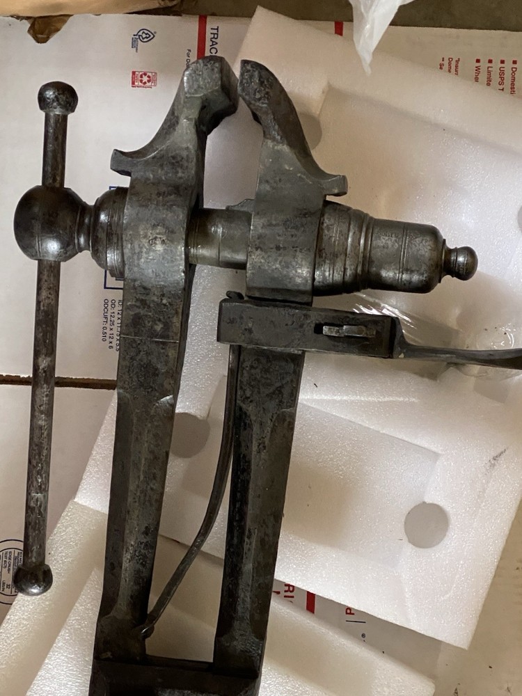 Blacksmithing Tools Peter Wright Post Leg Vise Vintage Gunsmith Blackpowder Vice