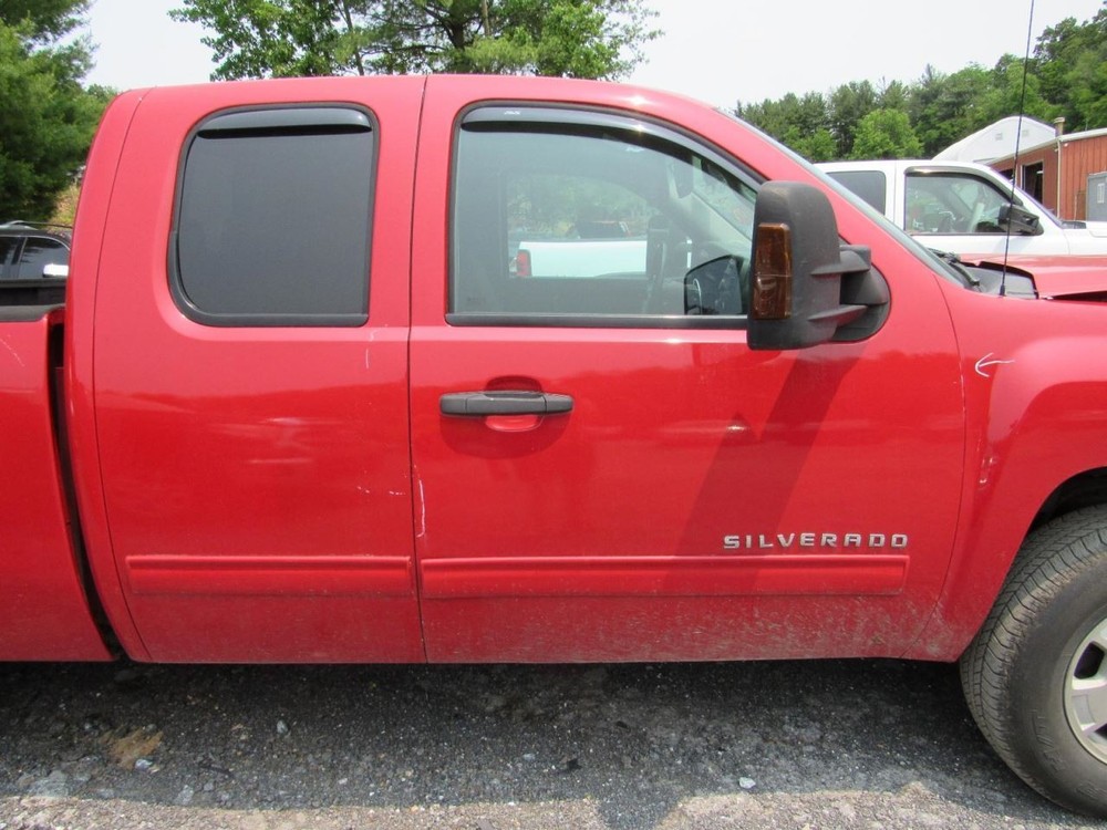 SILVRDO15 2012 Glove Box 1052685