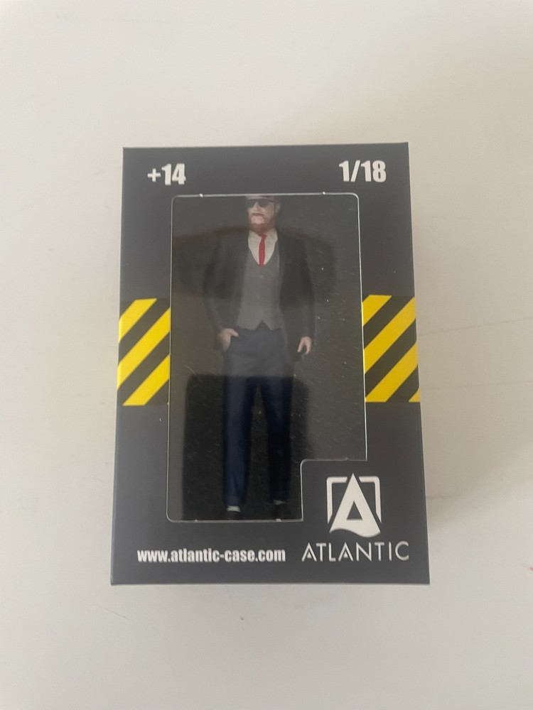 ATLANTIC CASE 1/18 - ALEXANDER 18020_8 FIGURES