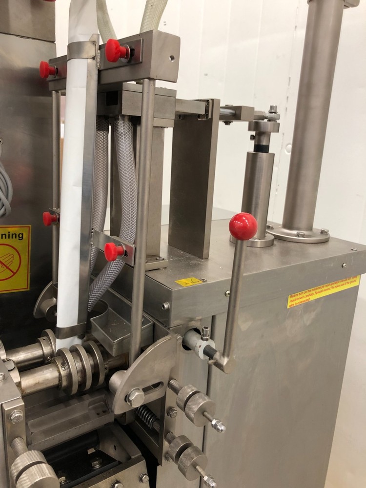 Dual/Single Pouch Granule Packaging Machine