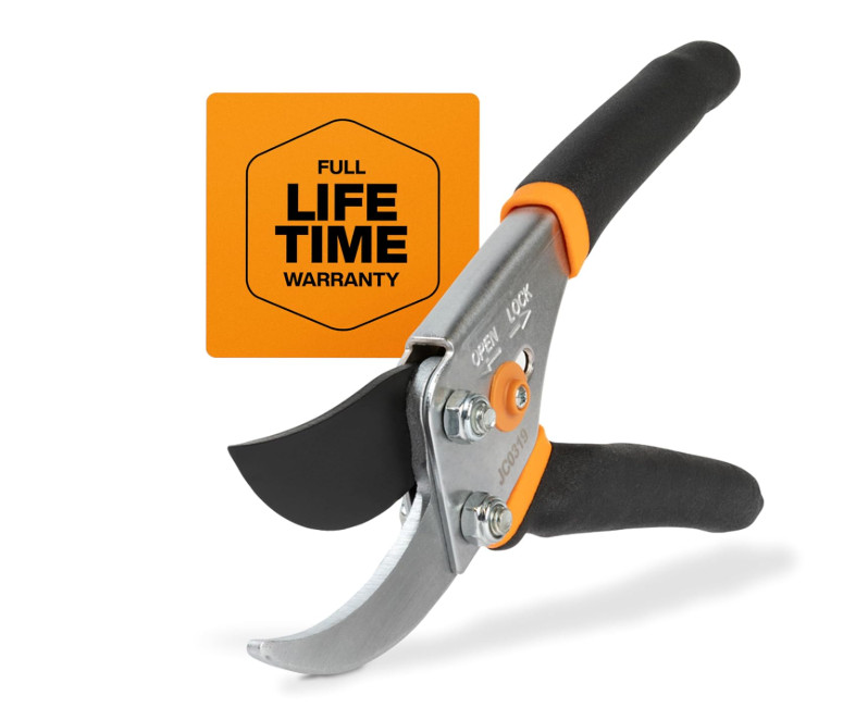 Fiskars Bypass Pruning Shears – 5/8” Cut Capacity, Sharp Rust-Resistant Blade