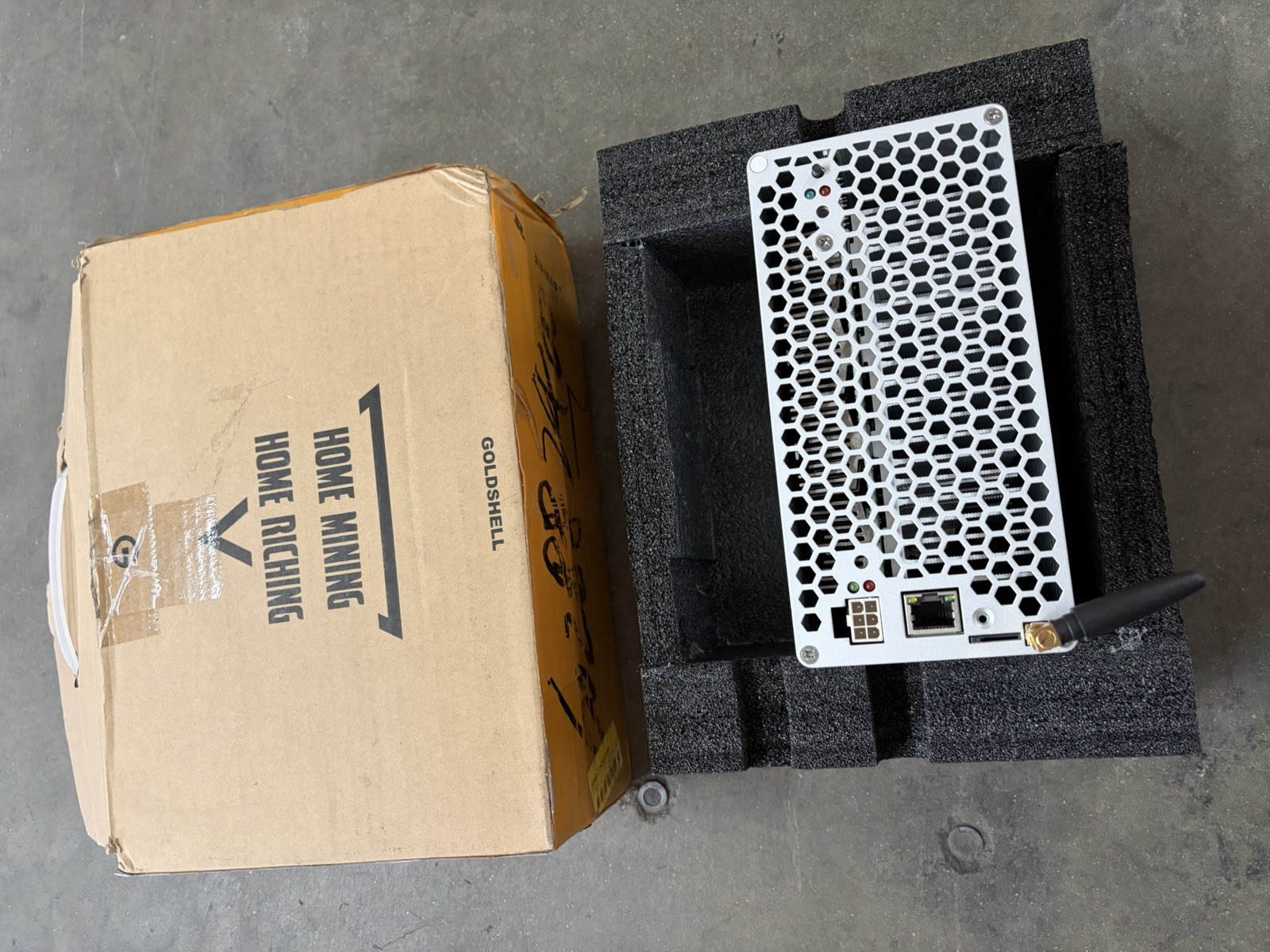 Goldshell STC Miner (No PSU)