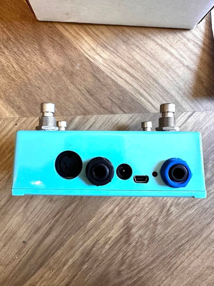 Disaster Area Designs DMC-3XL Gen3 Programmable MIDI Controller Mint Green