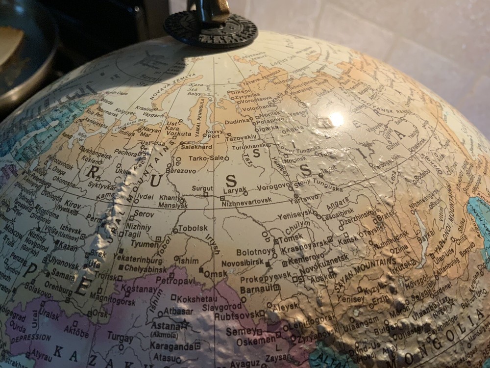Lighted Replogle World Classic Globe