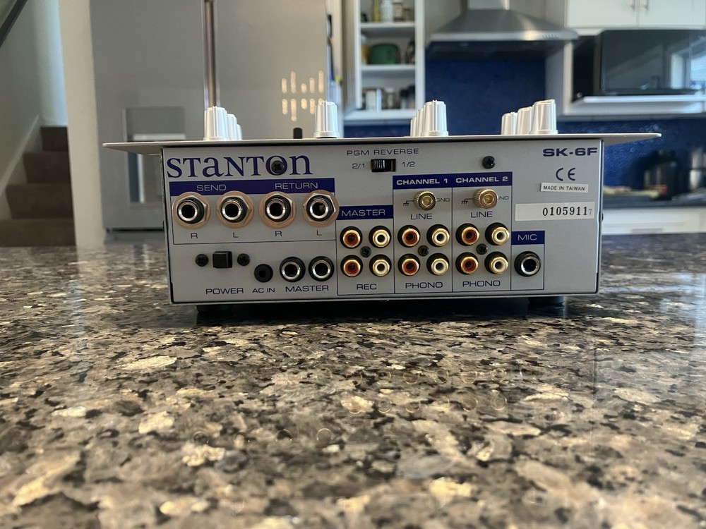 Stanton SK-6F DJ Mixer Silver 2-Channel Replaceable Crossfader FX Send/Return