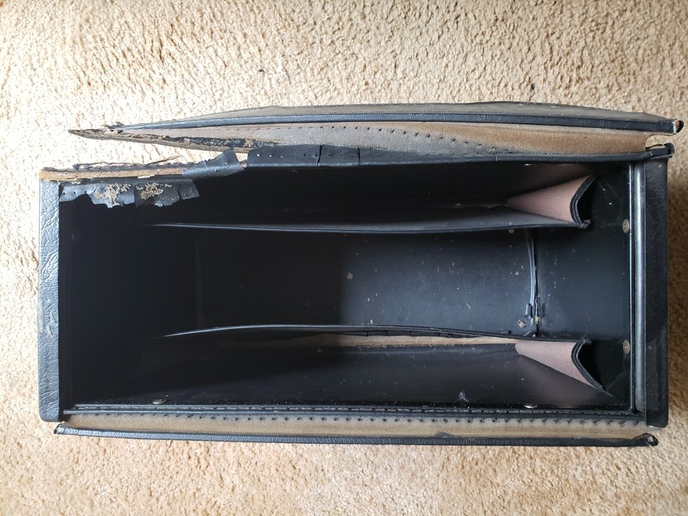 Vintage 1980s Pilot Flight Bag